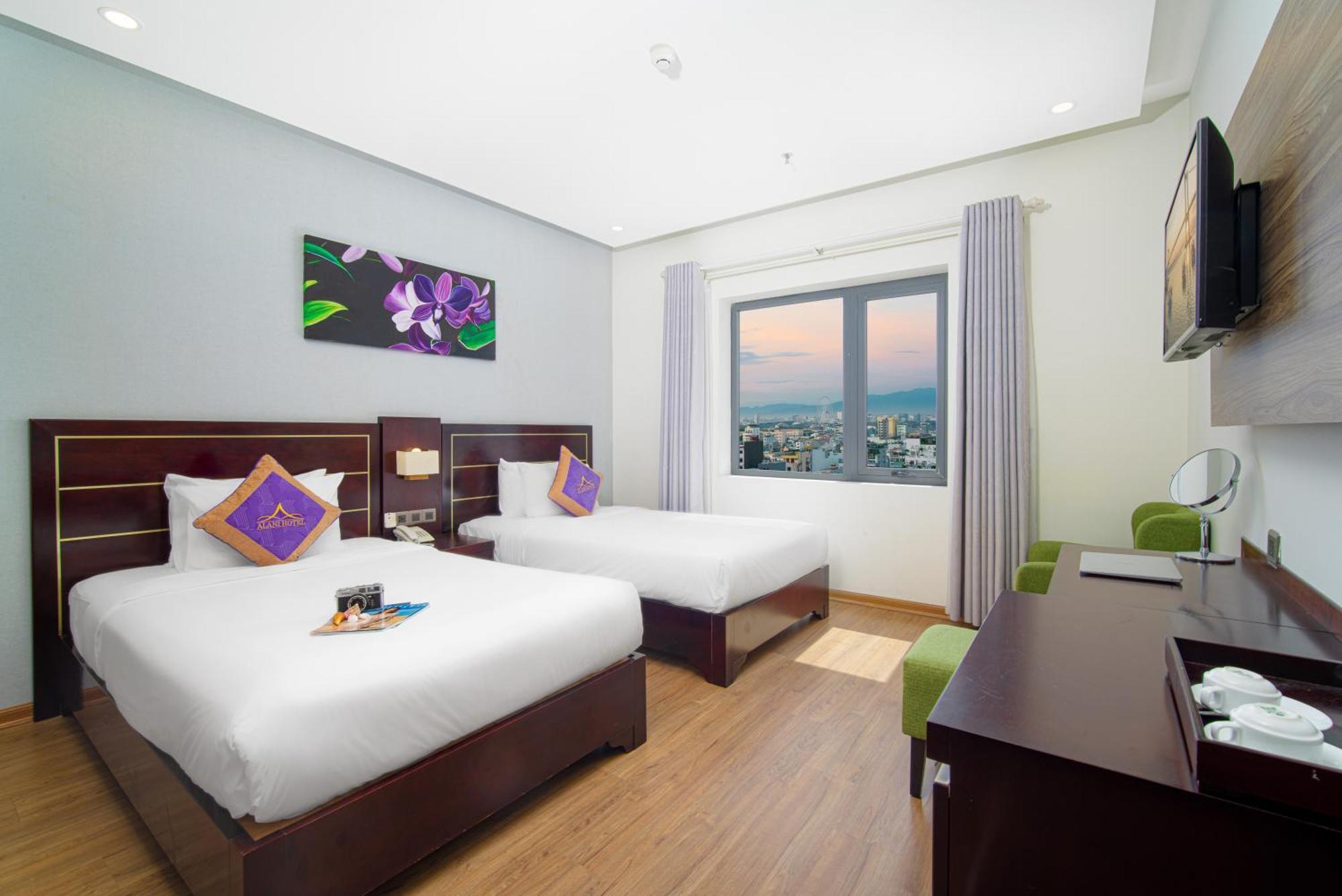 Hotel Alani Sea View 4*