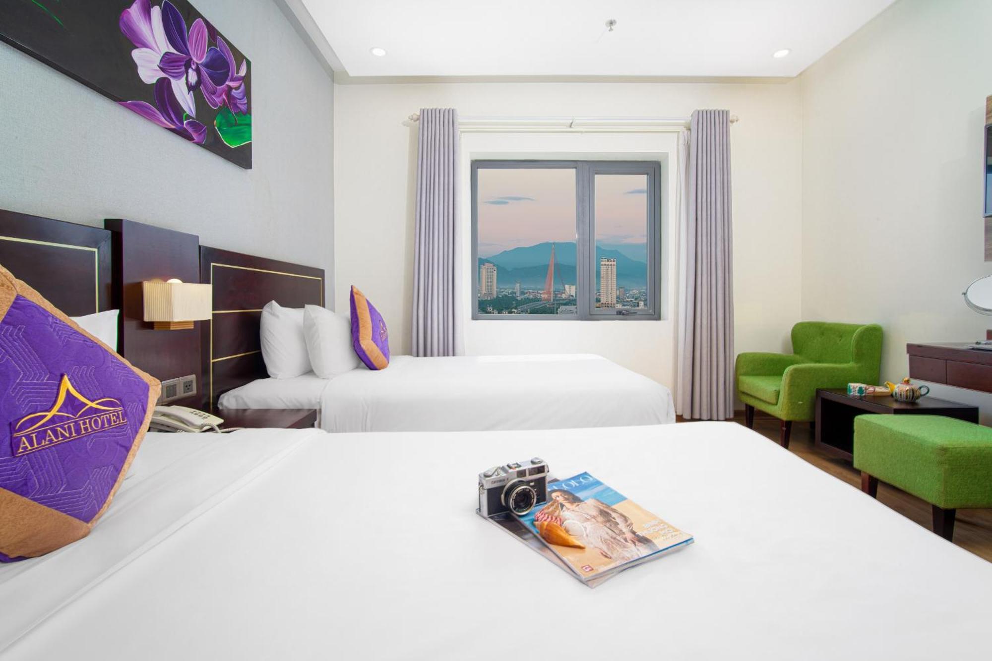 Alani Sea View Hotel 4*